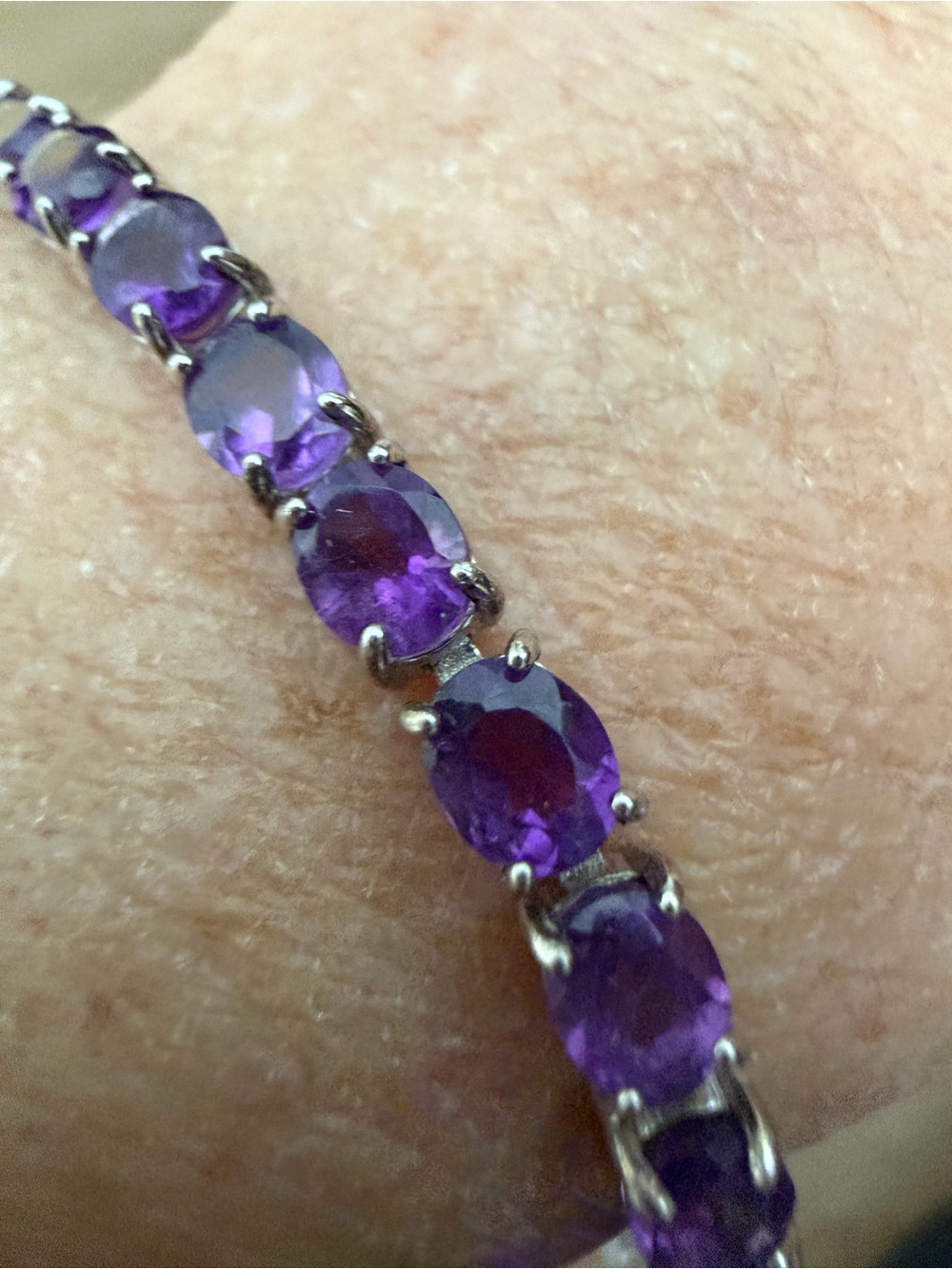 Sterling & Amethyst Tennis Bracelet -NWT. Size 7